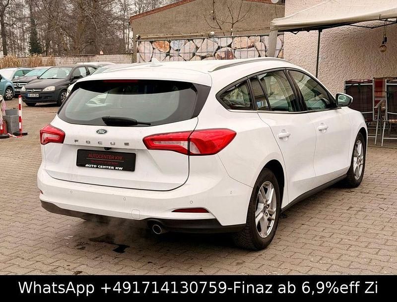 Gebraucht Ford Focus 125 PS (91 kW) 2019 Weiß Limousine