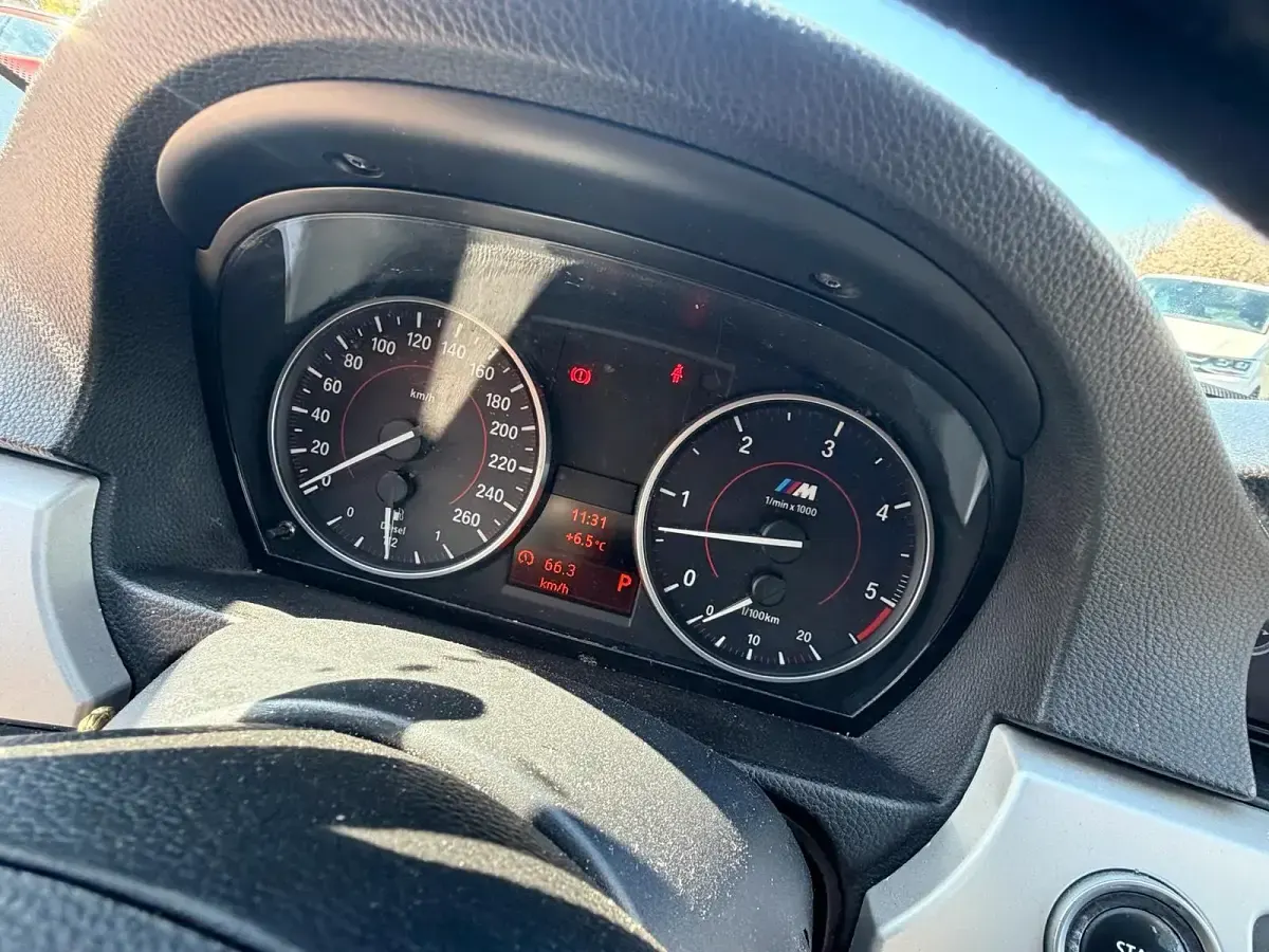 Gebraucht BMW 330 245 PS (180 kW) 2010 Blau Limousine