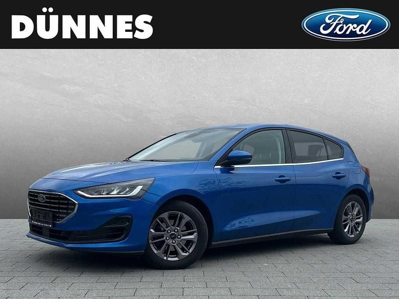 Gebraucht Ford Focus Titanium 125 PS (91 kW) 2023 Blau Limousine