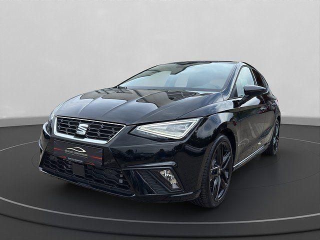 Schwarz Neu 2025 Seat Ibiza Black Edition Limousine | 29.940 € (Teuer) - Bild 1/4