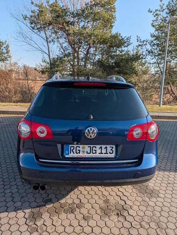Gebraucht VW Passat Highline 140 PS (102 kW) 2008 Blau Kombi