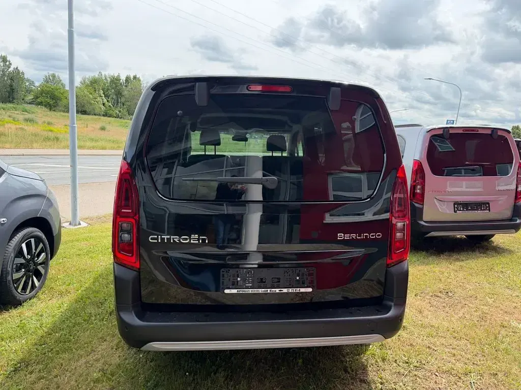 Neu Citroën e-Berlingo XTR 131 PS (96 kW) 2026 Perla nera schwarz Van / Kleinbus