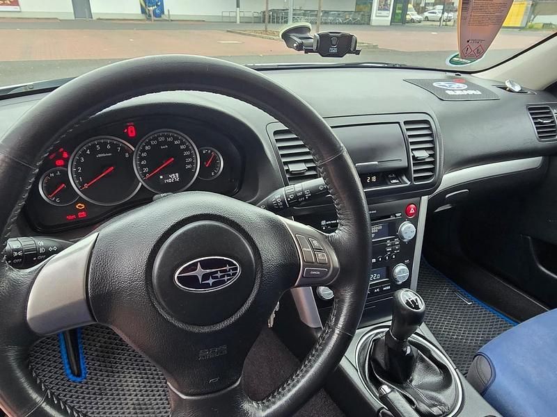 Gebraucht Subaru Legacy 165 PS (121 kW) 2007 Silber Kombi