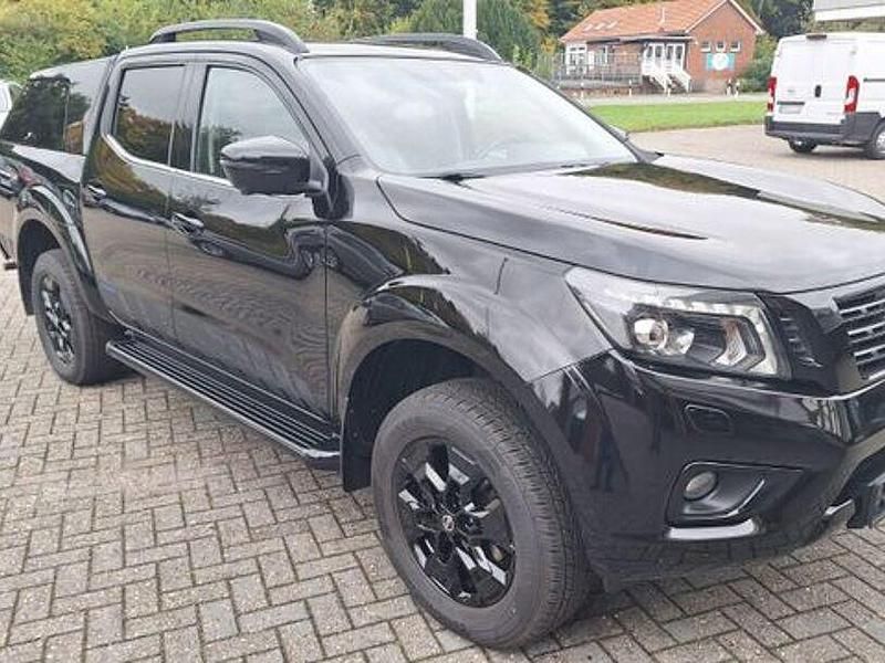 Schwarz Gebraucht 2021 Nissan Navara N-Guard Abholung | 38.990 € (Teuer) - Bild 1/4