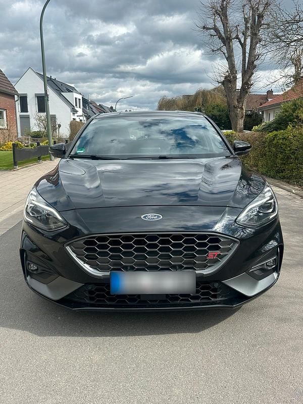Gebraucht Ford Focus ST 280 PS (205 kW) 2020 Schwarz Kleinwagen