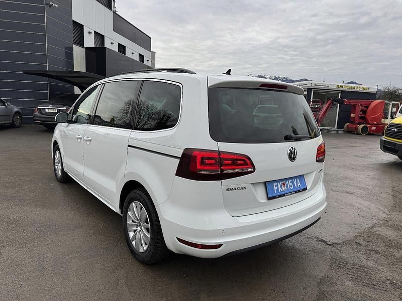 Gebraucht VW Sharan Comfortline 184 PS (135 kW) 2015 Weiß Van / Kleinbus