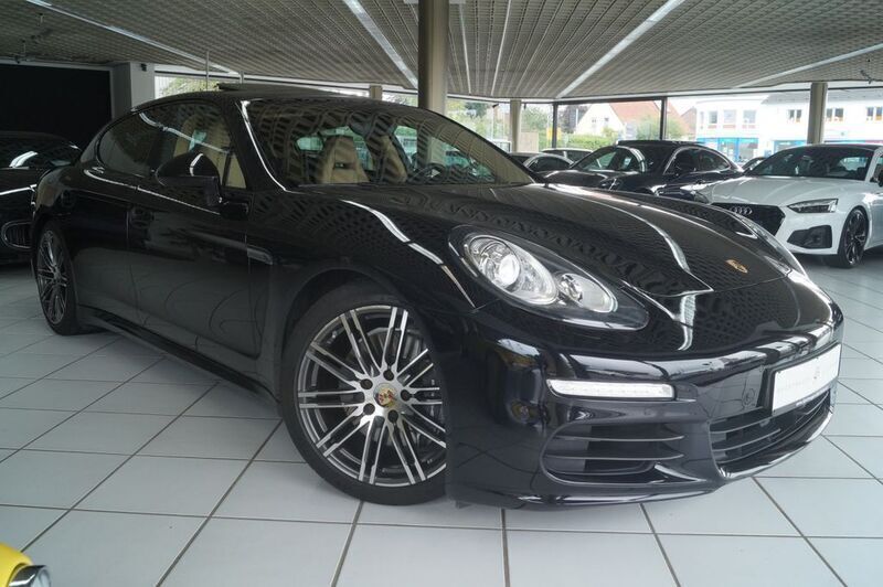 Gebraucht Porsche Panamera 300 PS (220 kW) 2015 Tiefschwarzmetallic Limousine