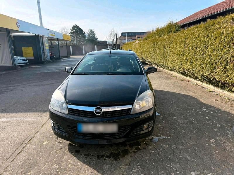 Gebraucht Opel Astra Cabriolet 119 PS (87 kW) 2007 Schwarz Cabrio