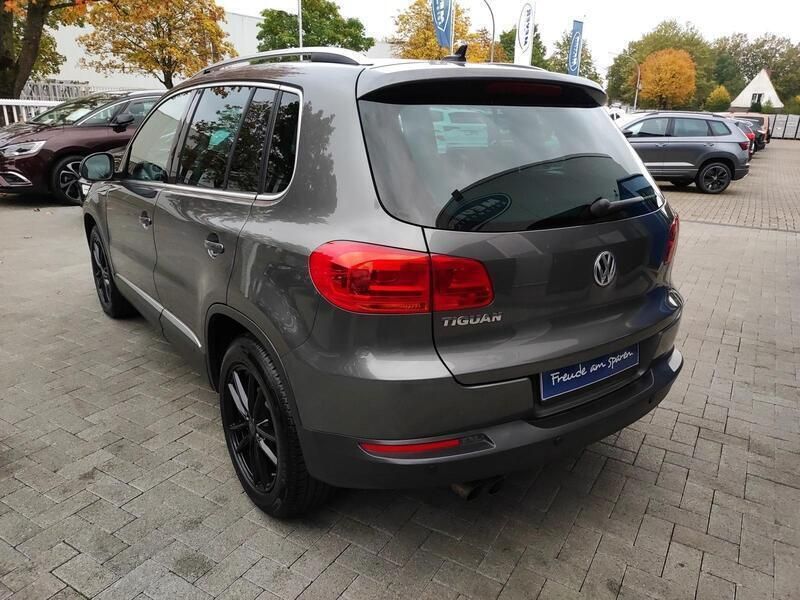 Gebraucht VW Tiguan R-line 122 PS (89 kW) 2014 Grau (pepper grey metallic) SUV
