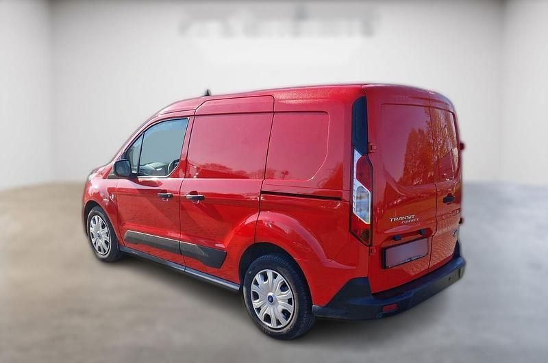 Używany Ford Transit Connect Trend 75 KM (55 kW) 2023 Czerwony Minivan