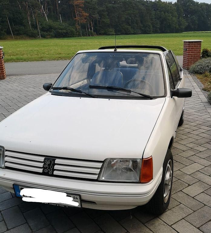 Weiß Gebraucht 1988 Peugeot 205 Cabrio | 8.500 € - Bild 1/4