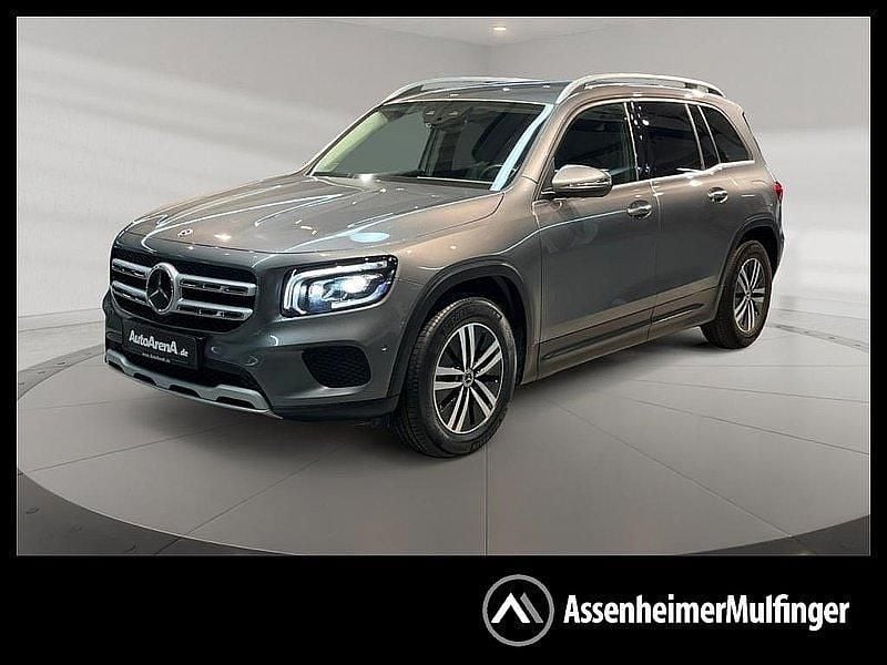 Metalliclack mountaingrau Gebraucht 2020 Mercedes GLB200 Style SUV | 25.810 € (Fairer Preis) - Bild 1/4