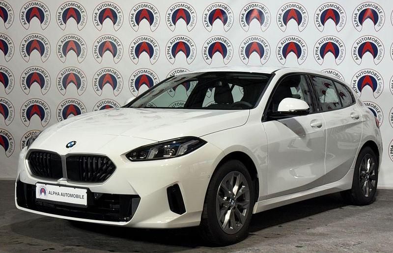 Weiß Gebraucht 2024 BMW 120 Kleinwagen | 26.990 € (Superpreis) - Bild 1/4