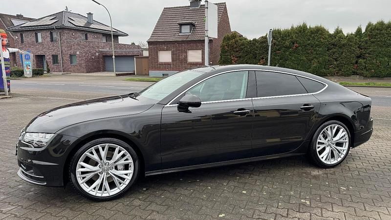 Schwarz Gebraucht 2015 Audi A7 Limousine | 23.500 € (Guter Preis) - Bild 1/4