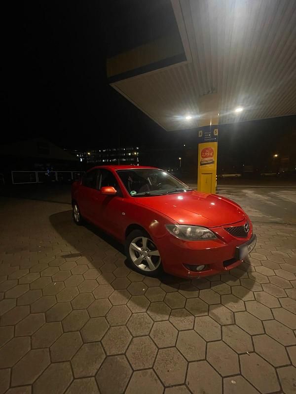 Gebraucht Mazda 3 105 PS (77 kW) 2004 Rot Limousine