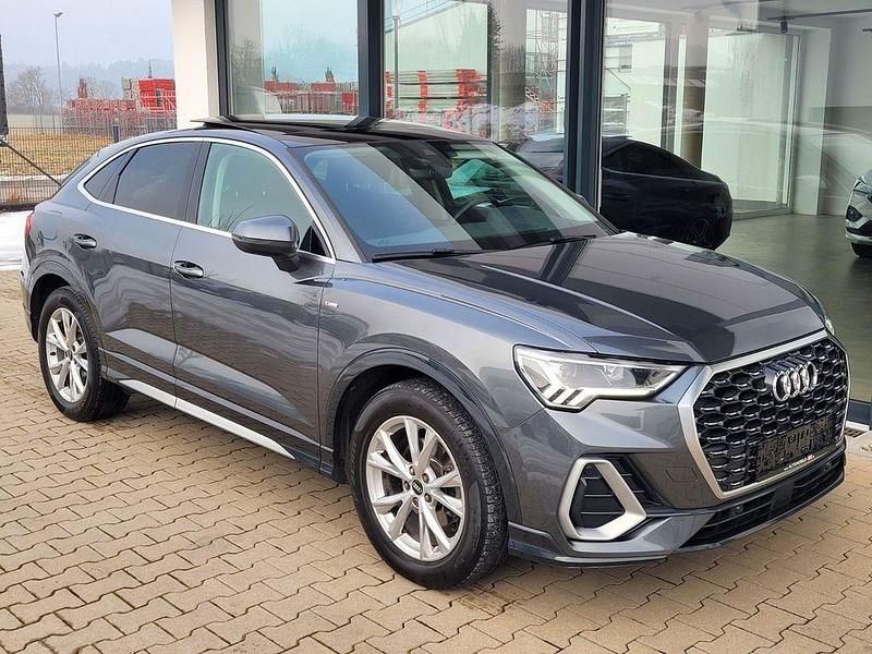 Gebraucht Audi Q3 Sportback Ambiente 150 PS (110 kW) 2021 Grau SUV