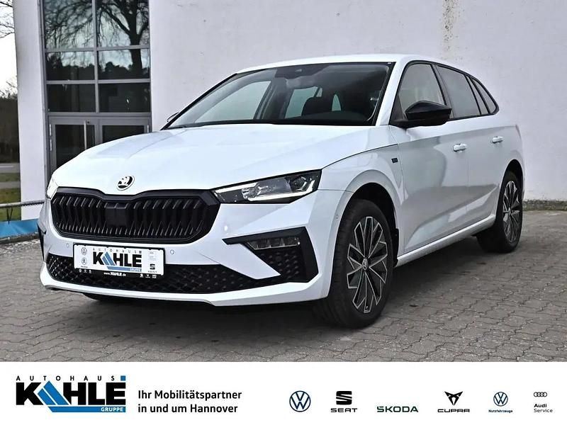 Weiß Neu 2024 Skoda Scala Drive Kleinwagen | 29.930 € (Teuer) - Bild 1/4