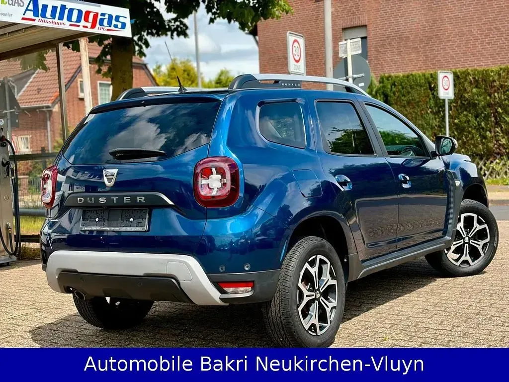 Gebraucht Dacia Duster Prestige 114 PS (83 kW) 2019 Blau SUV
