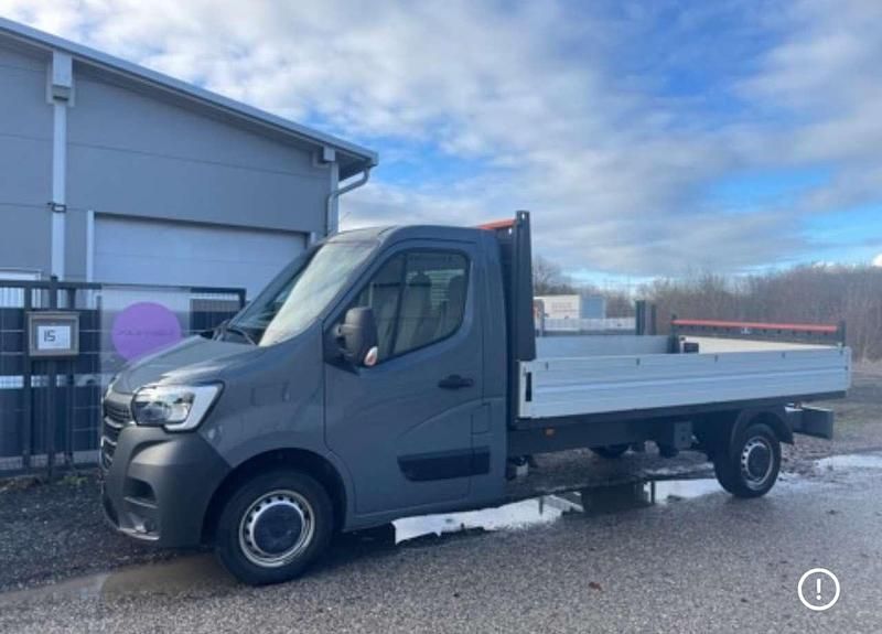 Gebraucht Renault Master 163 PS (119 kW) 2022 Van / Kleinbus