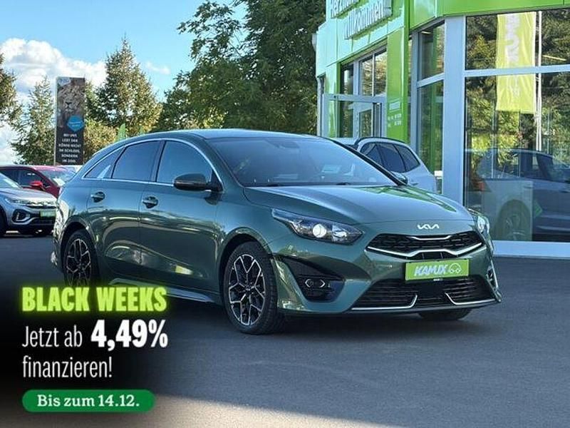 Exg) experience green m (gruen Gebraucht 2022 Kia ProCeed GT-Line Kleinwagen | 20.900 € (Guter Preis) - Bild 1/3