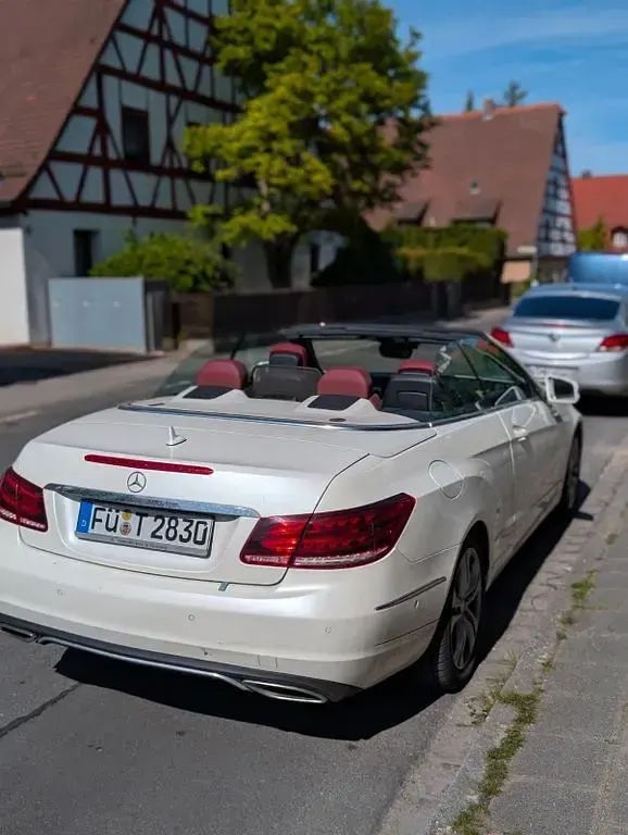 Gebraucht Mercedes E200 184 PS (135 kW) 2013 Weiß Cabrio