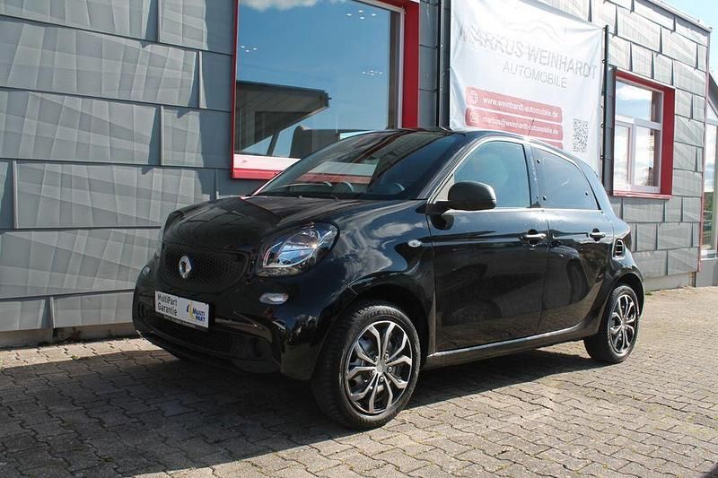 Gebraucht Smart ForFour Pure 71 PS (52 kW) 2017 Schwarz Kleinwagen