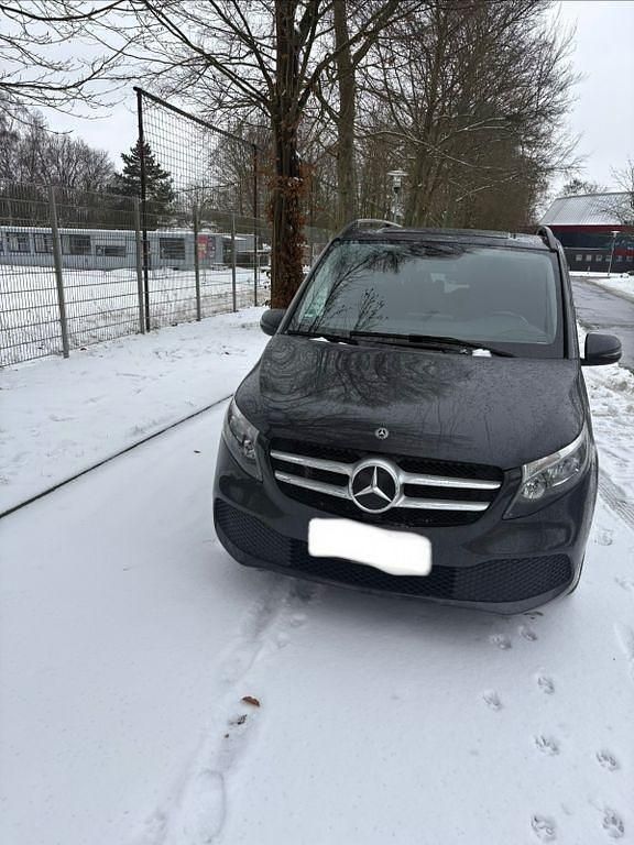 Gebraucht Mercedes V250 Edition 190 PS (139 kW) 2021 Grau Van / Kleinbus