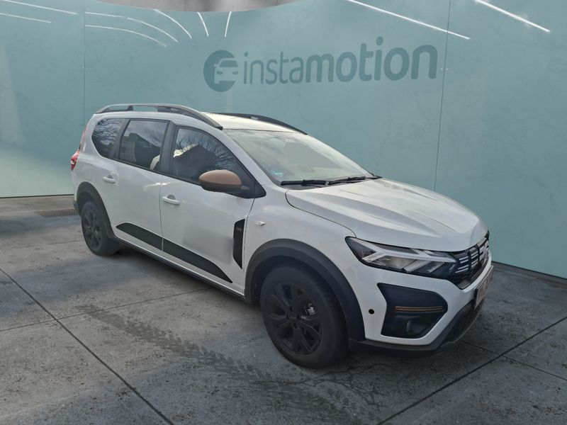 Weiß Gebraucht 2024 Dacia Jogger Extreme Van / Kleinbus | 20.980 € (Fairer Preis) - Bild 1/3