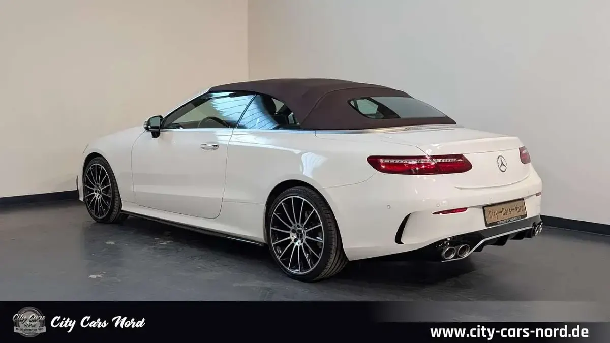 Gebraucht Mercedes E400 AMG 340 PS (250 kW) 2019 Weiss Cabrio