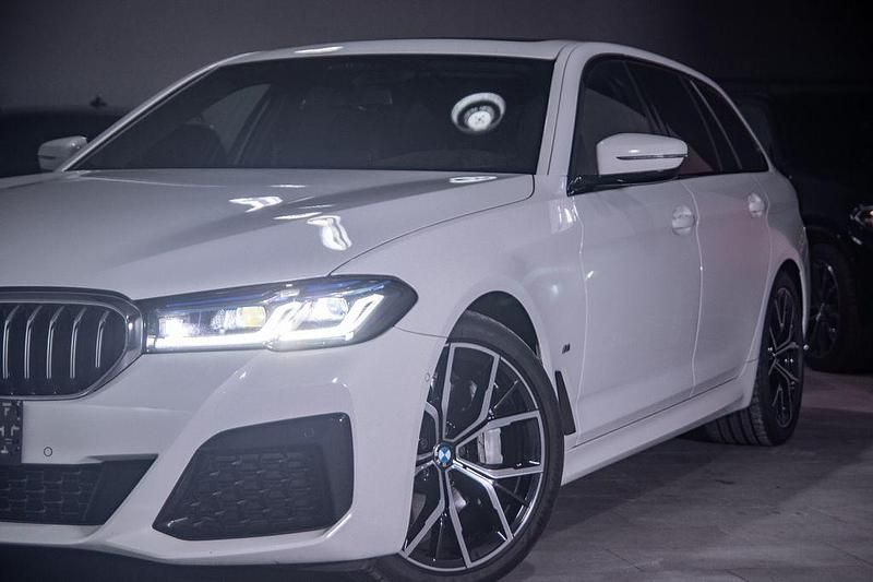 Gebraucht BMW 530 M Sport 286 PS (210 kW) 2021 Weiß Kombi