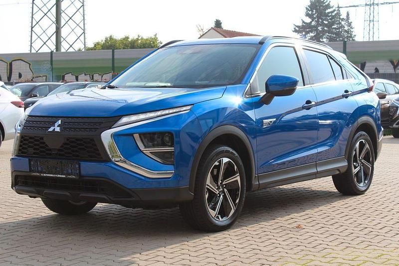 Blau Gebraucht 2022 Mitsubishi Eclipse Cross SUV | 17.990 € (Superpreis) - Bild 1/4