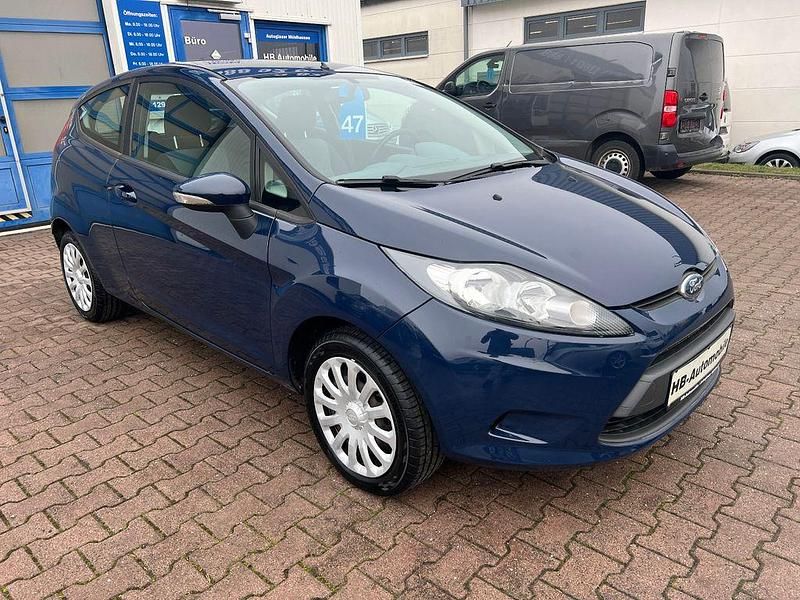Gebraucht Ford Fiesta Trend 82 PS (60 kW) 2010 Blau Kleinwagen