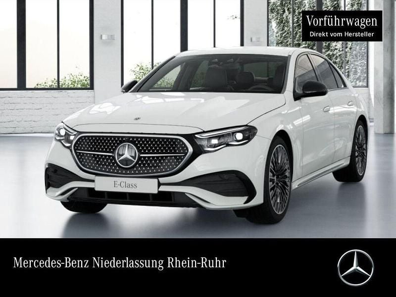 Weiß Gebraucht 2025 Mercedes E200 AMG Limousine | 57.500 € (Superpreis) - Bild 1/4