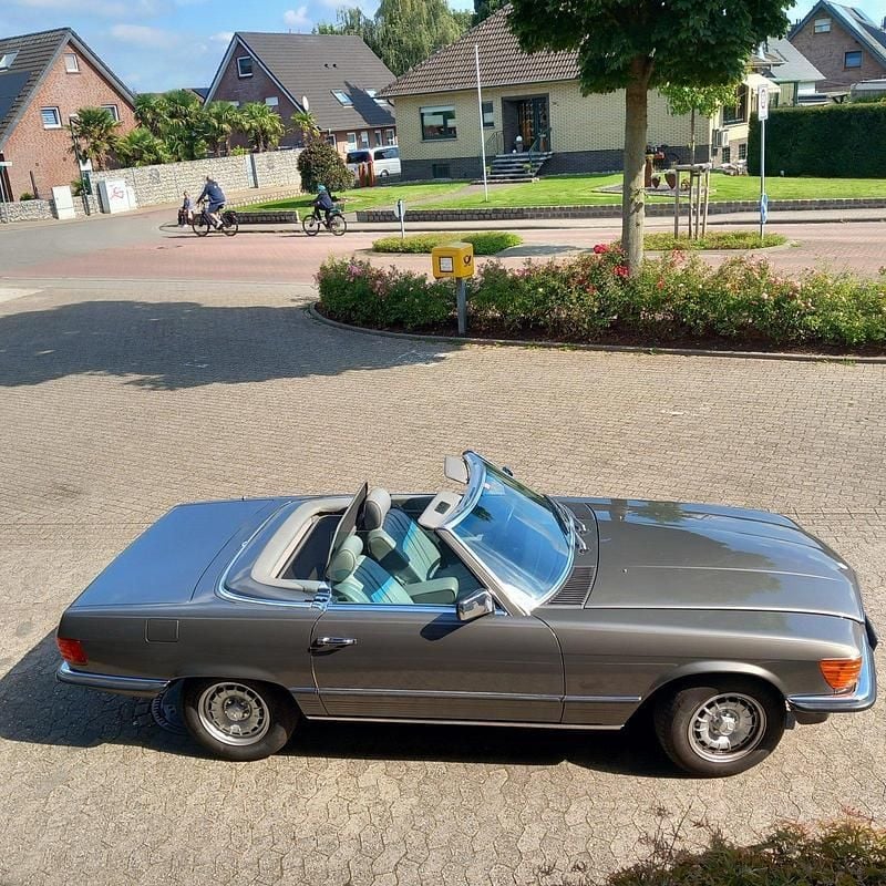 Grau Gebraucht 1984 Mercedes SL280 Cabrio | 38.000 € - Bild 1/4
