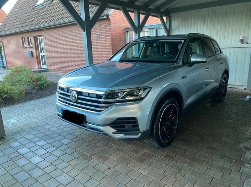Gebraucht VW Touareg 286 PS (210 kW) 2018 Silber SUV