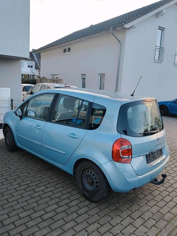 Gebraucht Renault Modus 100 PS (73 kW) 2008 Beige Van / Kleinbus