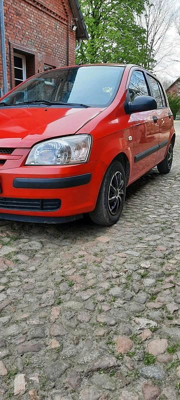 Gebraucht Hyundai Getz 63 PS (46 kW) 2004 Rot Kleinwagen