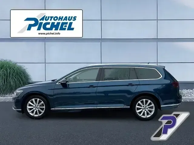 Gebraucht VW Passat Elegance 150 PS (110 kW) 2021 Blau(metallic) Kombi