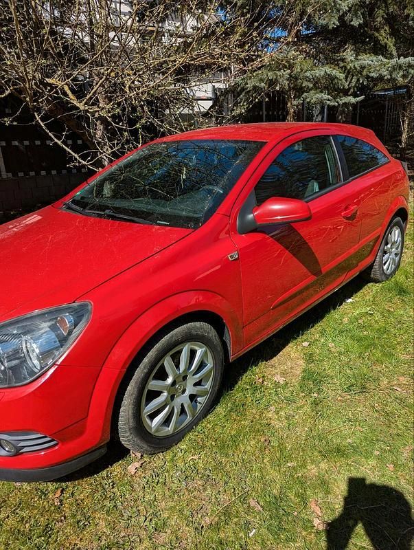 Rot Gebraucht 2007 Opel Astra Kombi | 1.750 € (Guter Preis) - Bild 1/4