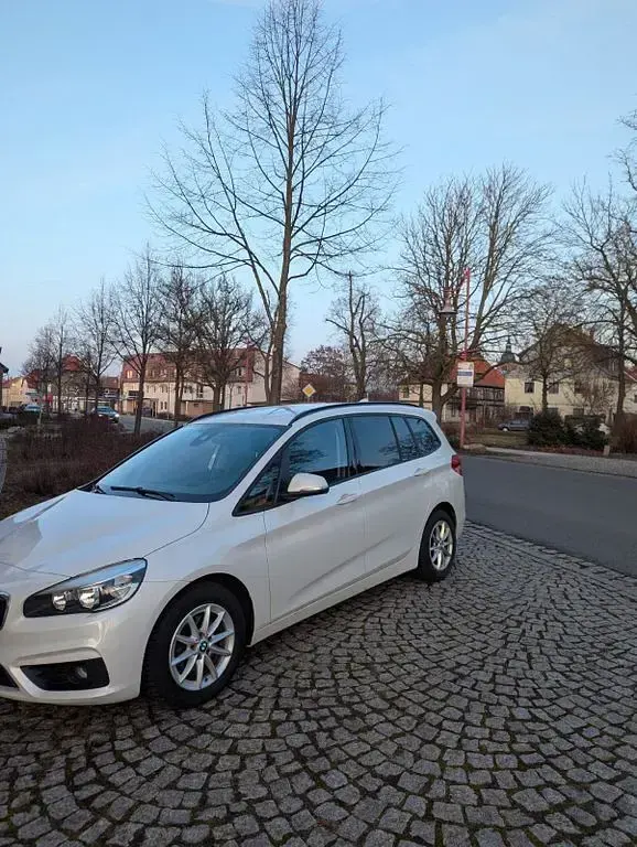 Gebraucht BMW 216 Gran Tourer Advantage 116 PS (85 kW) 2017 Weiß Van / Kleinbus