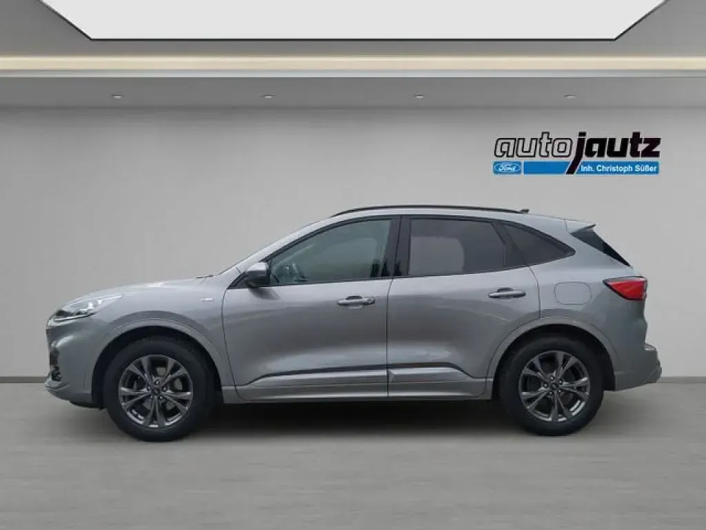 Gebraucht Ford Kuga ST-Line X 190 PS (139 kW) 2021 Solar silver (metallic) SUV
