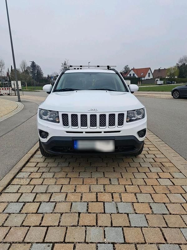 Usado Jeep Compass 170 HP (125 kW) 2015 Branco SUV