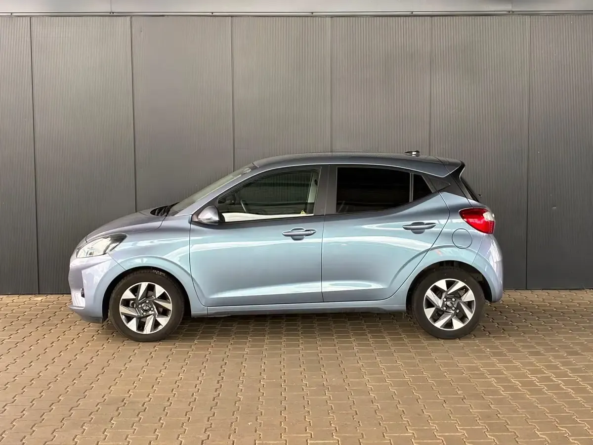 Gebraucht Hyundai i10 Comfort 63 PS (46 kW) 2025 Meta blue Kleinwagen