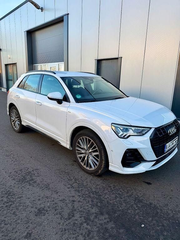 Weiß Gebraucht 2019 Audi Q3 S-Line SUV | 24.500 € (Superpreis) - Bild 1/4