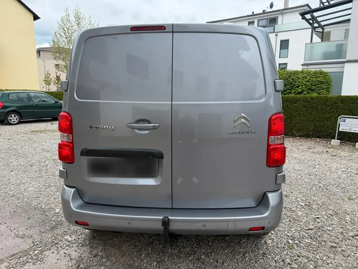 Gebraucht Citroën Jumpy 179 PS (131 kW) 2020 Silber Van / Kleinbus