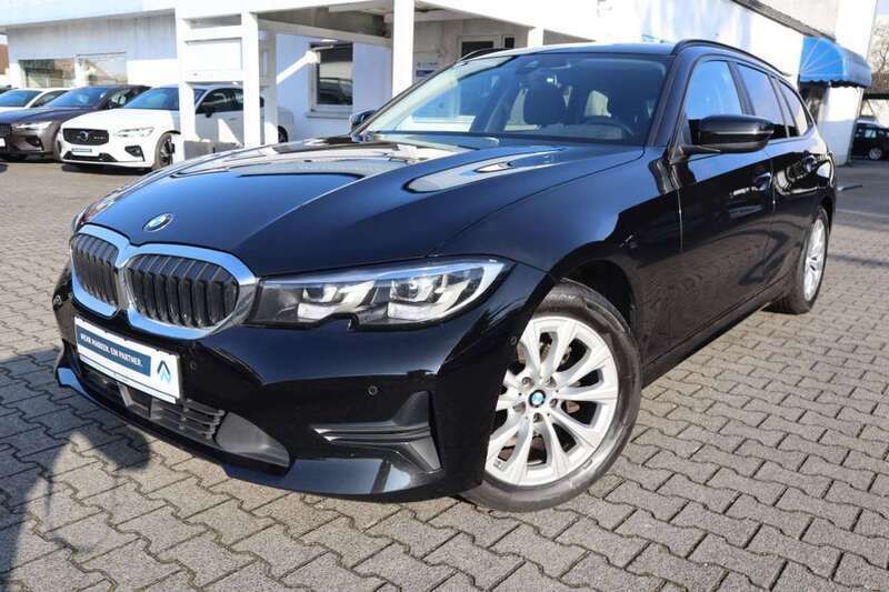 Schwarz ii Gebraucht 2021 BMW 318 Advantage Kombi | 20.985 € (Fairer Preis) - Bild 1/2
