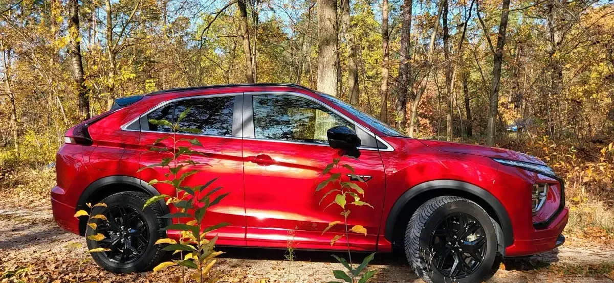 Gebraucht Mitsubishi Eclipse Cross 198 PS (145 kW) 2022 Rot SUV