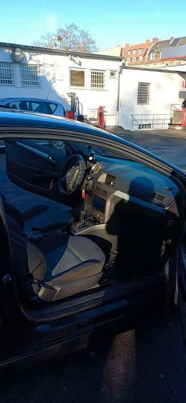 Gebraucht Opel Astra GTC Edition 170 PS (125 kW) 2007 Schwarz Coupé