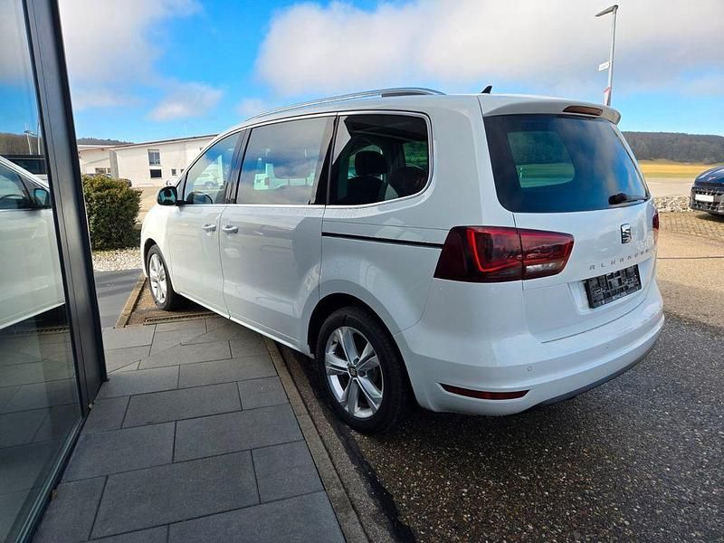 Gebraucht Seat Alhambra 150 PS (110 kW) 2021 Weiß Van / Kleinbus