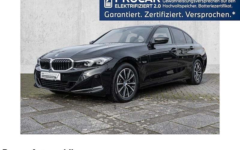 Gebraucht BMW 320e Luxury Line 204 PS (150 kW) 2023 Schwarz Limousine